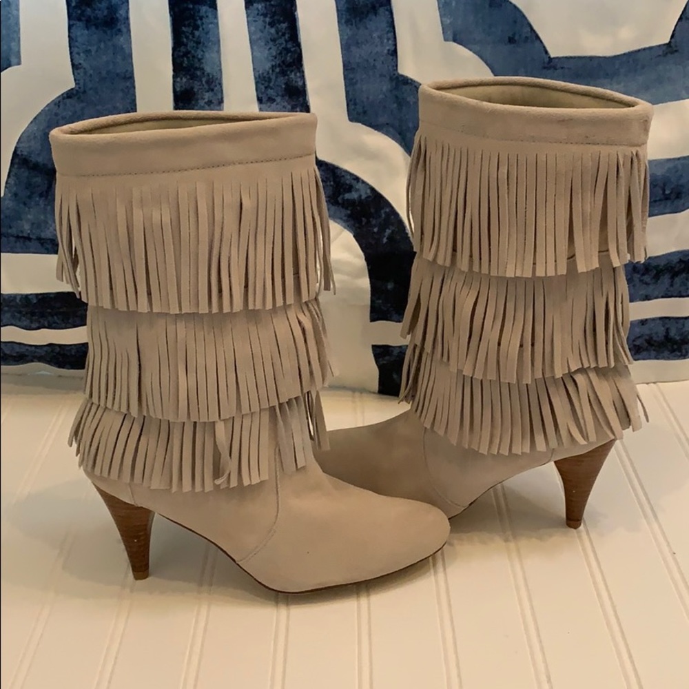 Chinese Laundry Trendy Fringe Heeled Boots 7 - Picture 8 of 8